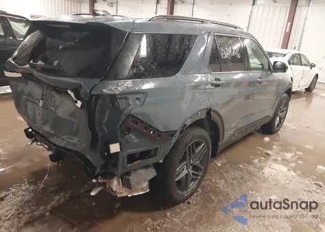 2025 Ford Explorer St-Line from USA, damaged, VIN 1FMUK8KH5SGC68027